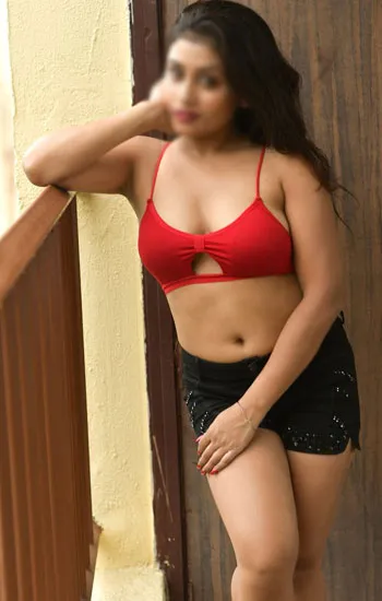 Call Girls in Taurus Sarovar Portico Hotel