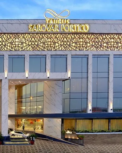 Taurus Sarovar Portico Hotel Escorts